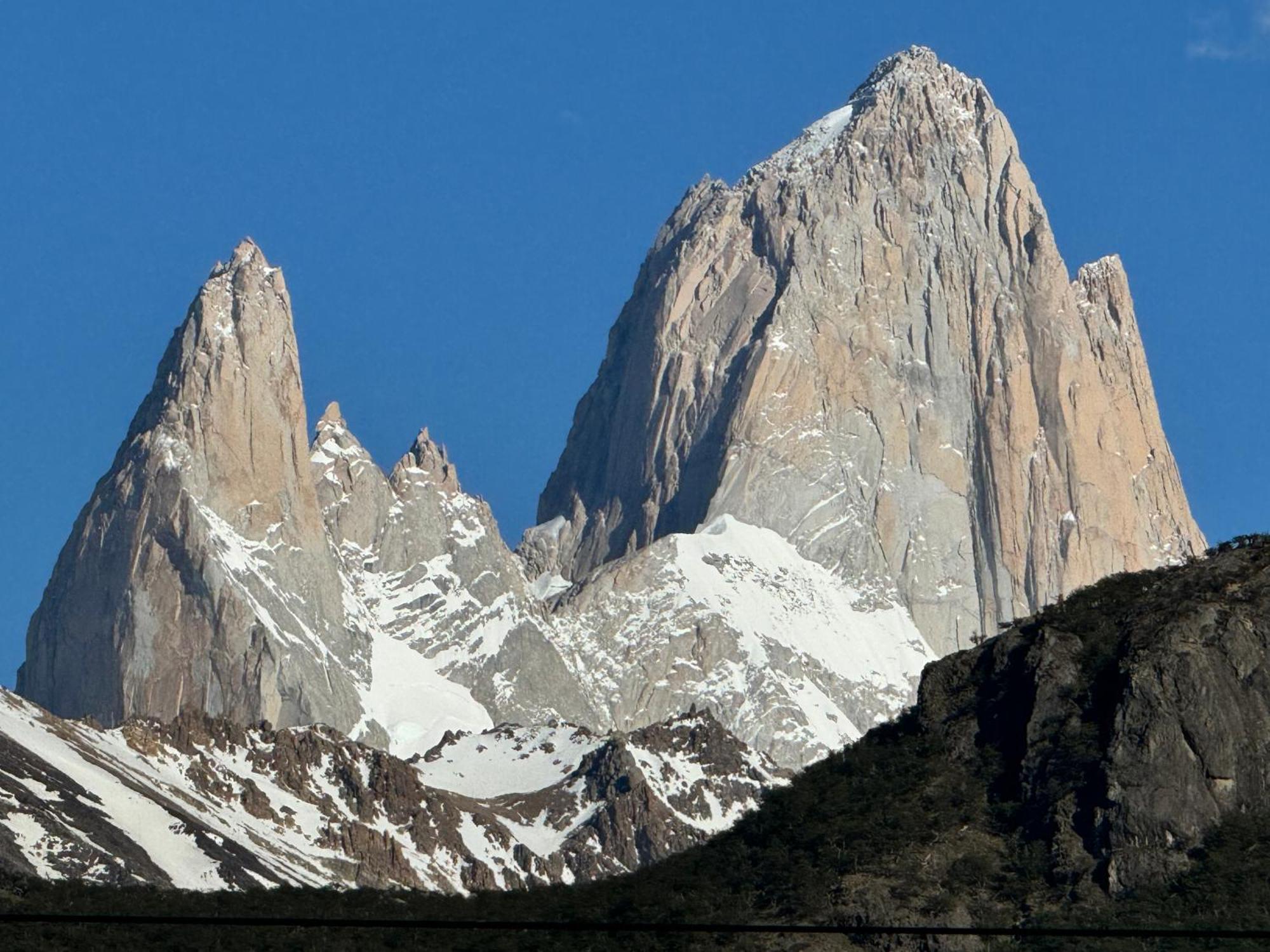 Bed and Breakfast Patagonicus El Chalten Esterno foto