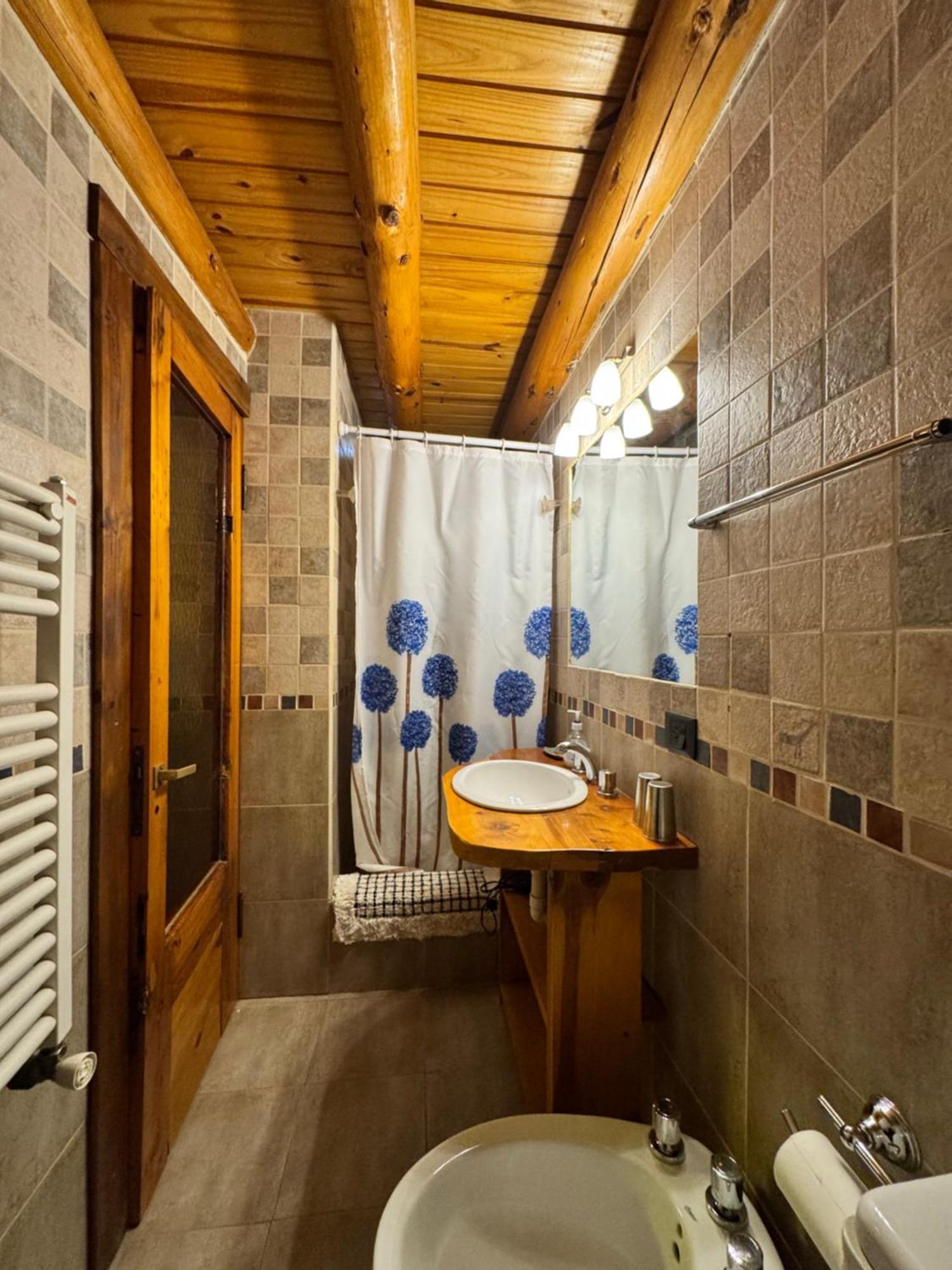 Bed and Breakfast Patagonicus El Chalten Esterno foto